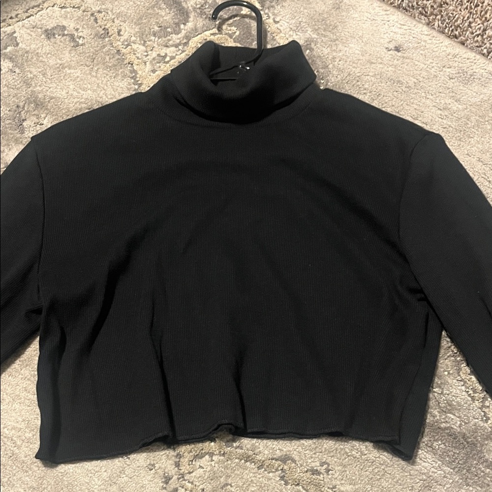 Forever 21 Black Long Sleeve Turtleneck Top